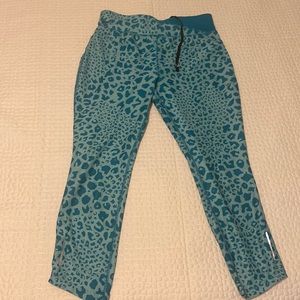 Nike dry fit leopard leggings